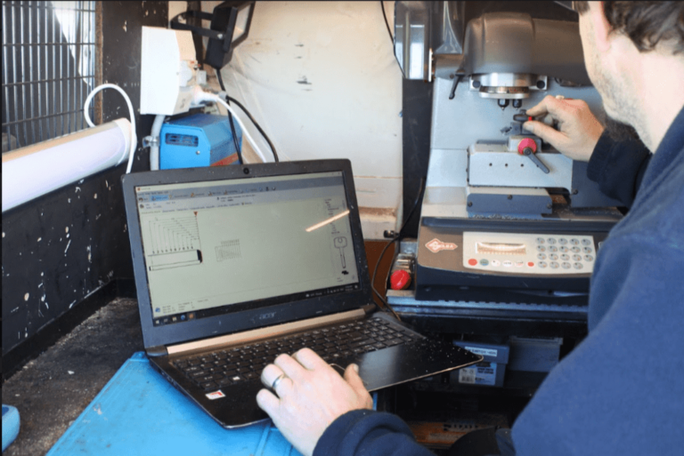 Mobile Locksmithing Services